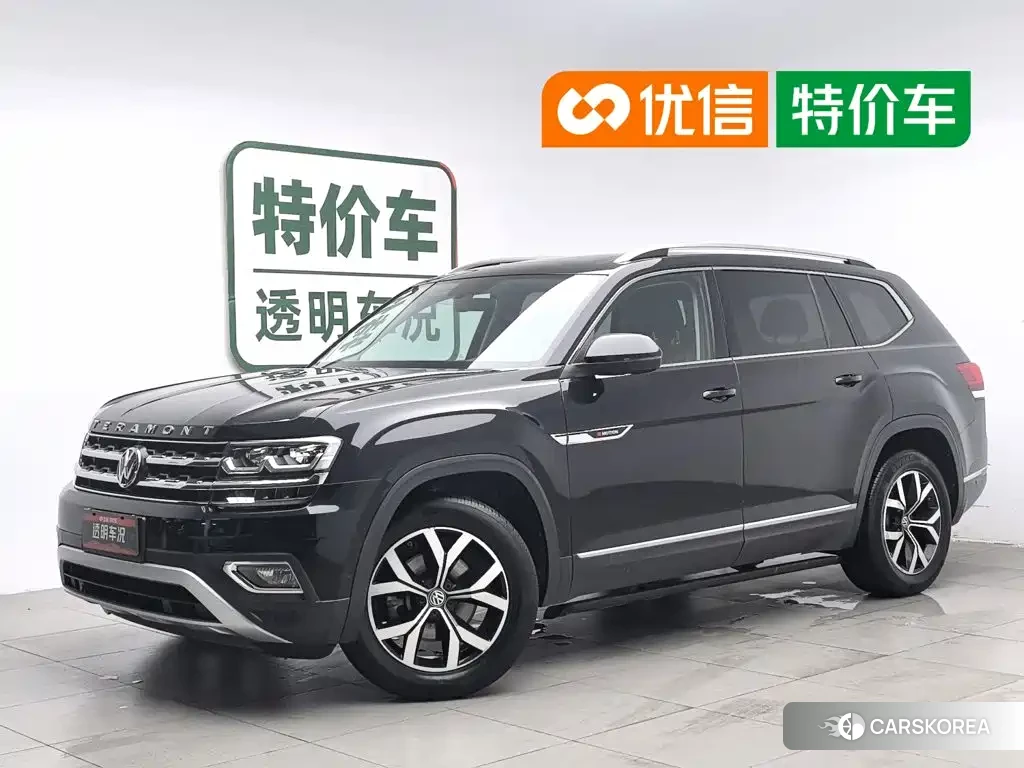 Volkswagen Touareg 2018 Черный из Китая, фото 4