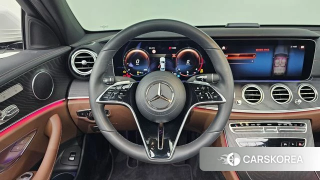 Mercedes-Benz E-Class W213 2023 Белый из Кореи, фото 4