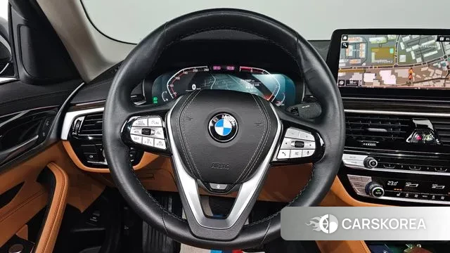 BMW 5 Series (G30) 2022 Черный из Кореи, фото 4