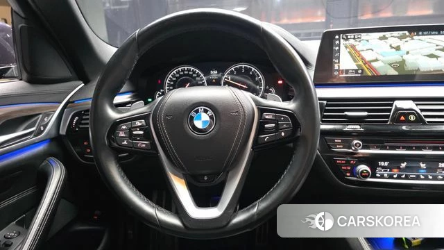 BMW 5 Series (G30) 2018 Черный из Кореи, фото 4
