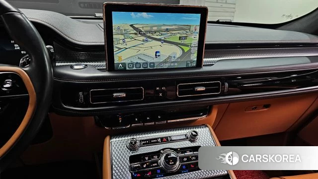 Lincoln Aviator 2nd generation 2021 Белый из Кореи, фото 4
