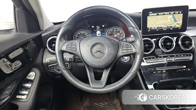 Mercedes-Benz C-Class W205 2018 Белый из Кореи, фото 4