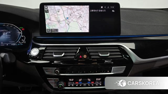 BMW 5 Series (G30) 2021 Белый из Кореи, фото 4