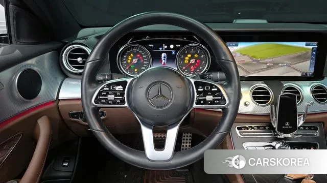 Mercedes-Benz E-Class W213 2019 Белый из Кореи, фото 4