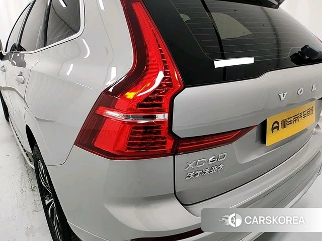 Volvo XC60 2025 Серебристо-серый из Китая, фото 4