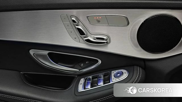 Mercedes-Benz C-Class W205 2020 Белый из Кореи, фото 4