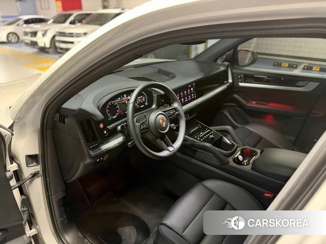 Porsche Cayenne (PO536) 2025 Серебристо-серый из Кореи, фото 4