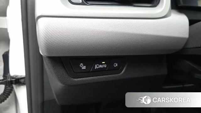 BMW 2 Series Active Tourer (U06) 2023 Белый из Кореи, фото 4