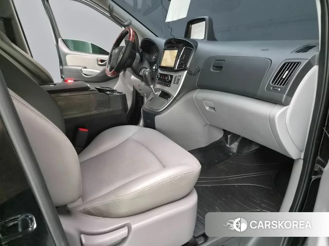 Hyundai The New Grand Starex 2018 Черный из Кореи, фото 4