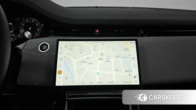 Land Rover Range Rover Evoque 2nd Generation 2025 Белый из Кореи, фото 4