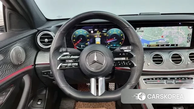 Mercedes-Benz E-Class W213 2022 Белый из Кореи, фото 4