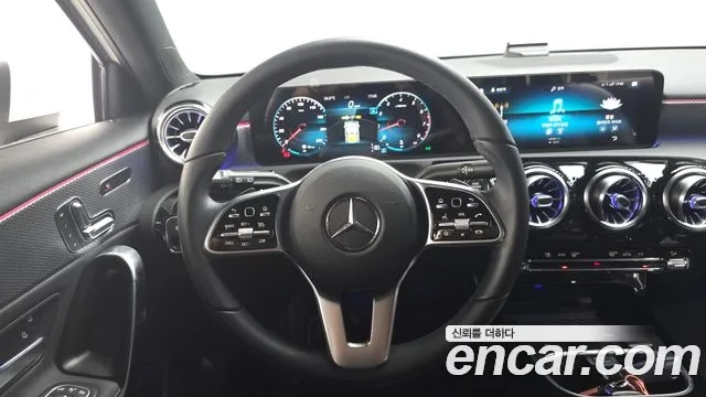 Mercedes-Benz A-Class W177 2021 Белый из Кореи, фото 4