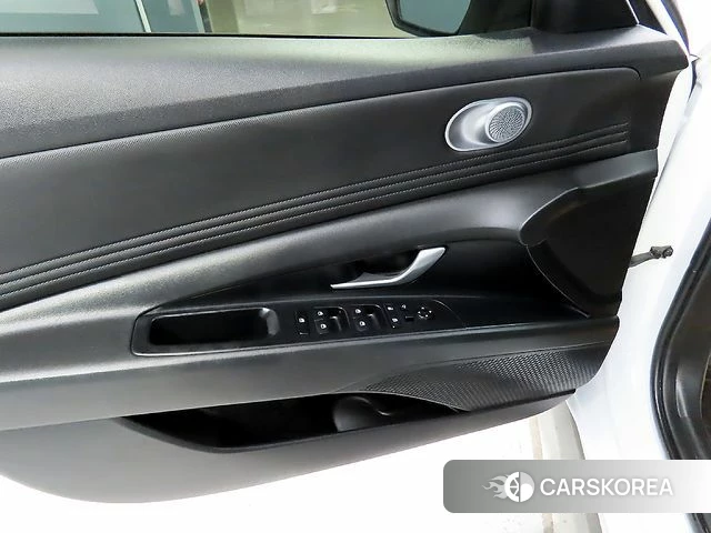 Hyundai Avante (CN7) 2023 Белый из Кореи, фото 4