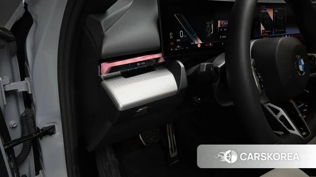 BMW 5 Series (G60) 2025 Серебристо-серый из Кореи, фото 4
