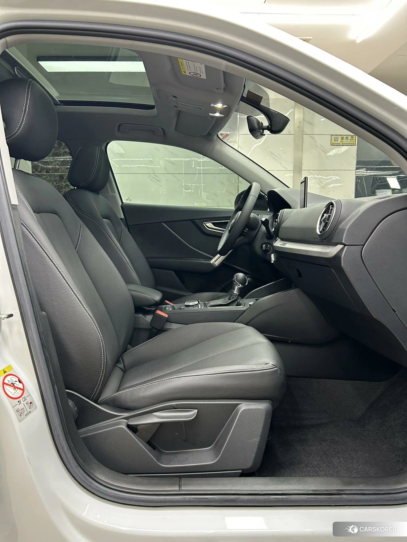 Audi Q2L 2020 Белый из Китая, фото 4