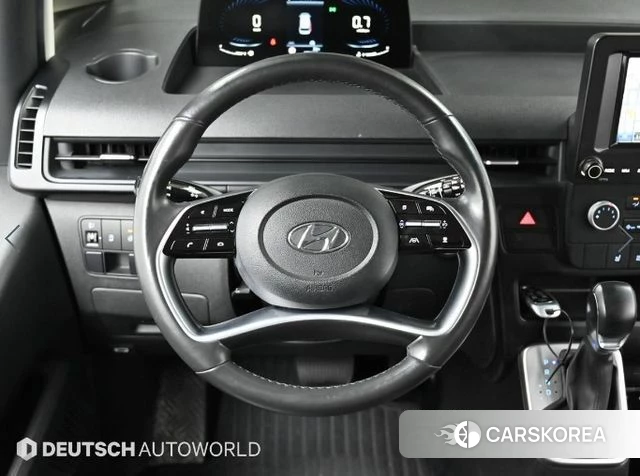 Hyundai Staria 2022 Белый из Кореи, фото 4