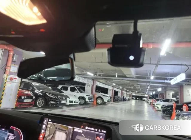 BMW 5 Series (G30) 2022 Белый из Кореи, фото 4