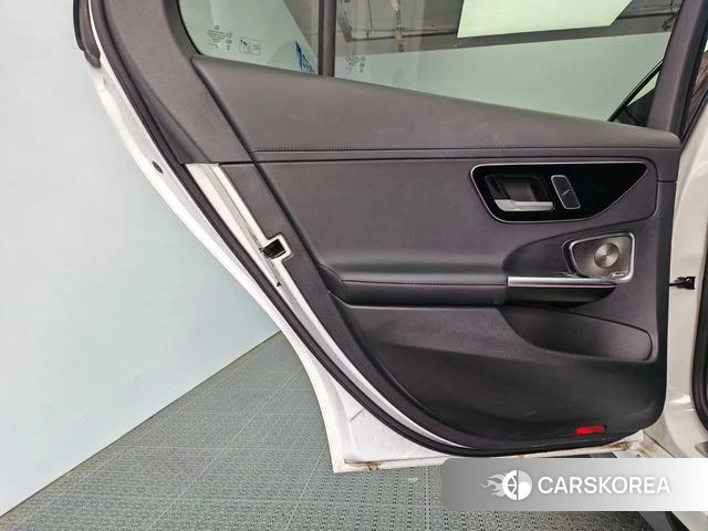 Mercedes-Benz Class C 2024 Белый из Китая, фото 4