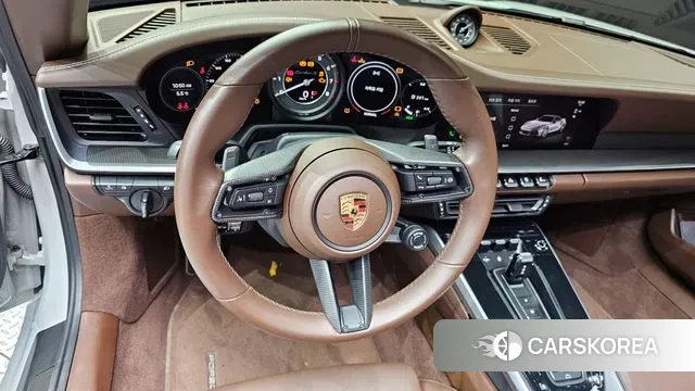 Porsche 911(992) 2022 Серебристо-серый из Кореи, фото 4