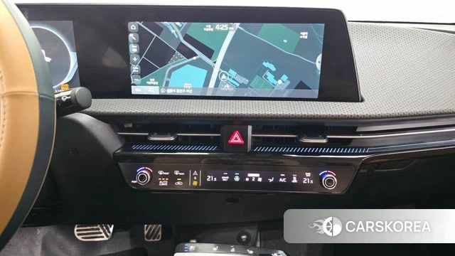 Kia EV6 2023 Белый из Кореи, фото 4