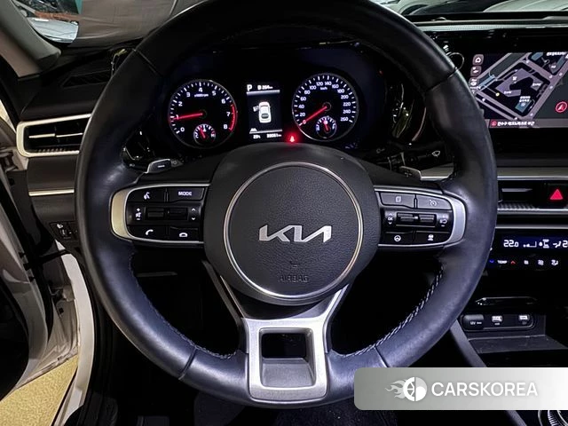 Kia K5 3rd generation 2022 Белый из Кореи, фото 4