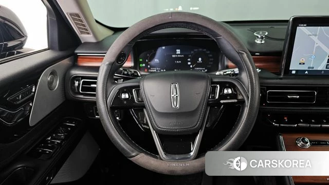 Lincoln Aviator 2nd generation 2023 Черный из Кореи, фото 4