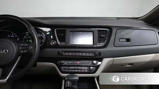 Kia The New Carnival 2019 Белый из Кореи, фото 4