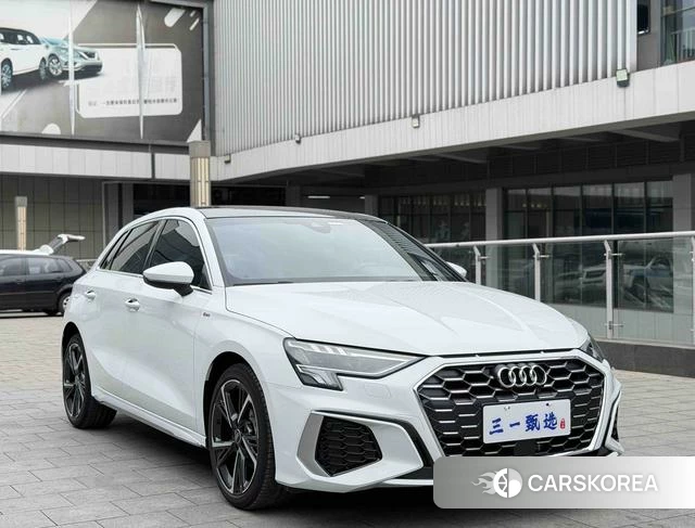 Audi A3 2023 Белый из Китая, фото 4