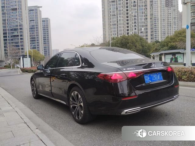 Mercedes-Benz E-class 2025 Черный из Китая, фото 4