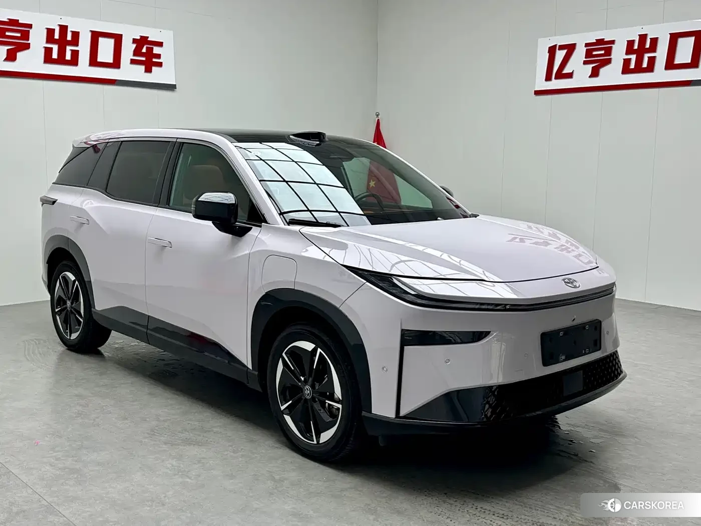 Toyota Platinum Wisdom 3X 2025 Red/purple из Китая, фото 4