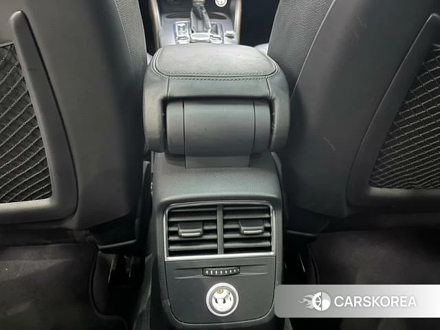 Audi A3 2018 Белый из Китая, фото 4