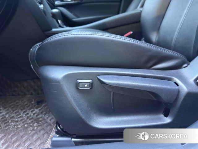 Mazda CX-4 2023 Белый из Китая, фото 4