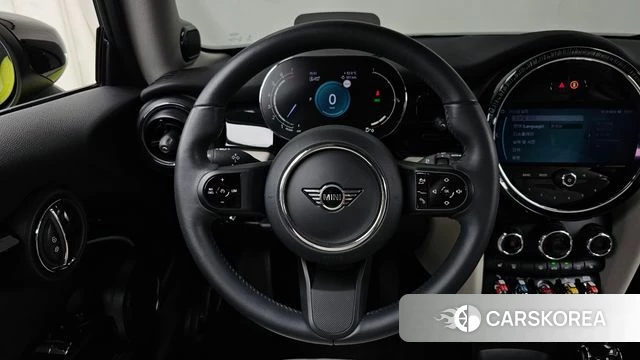 Mini Cooper S 2023 Желтый из Кореи, фото 4