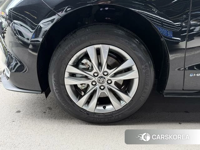 Toyota Saina 2024 Черный из Китая, фото 4