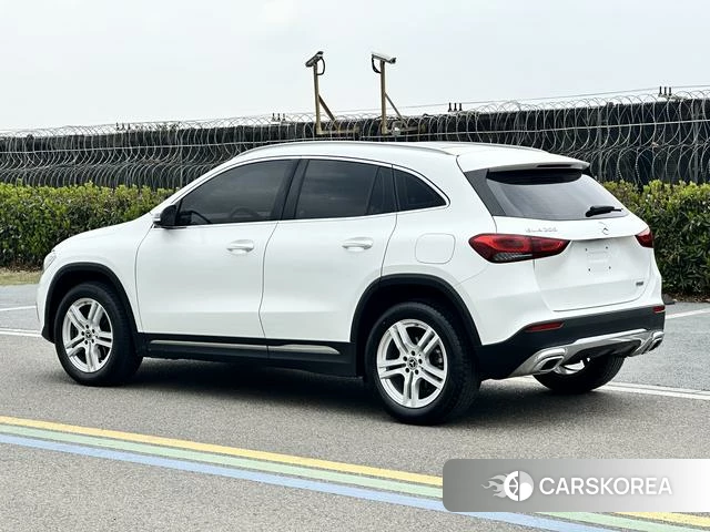 Mercedes-Benz GLA 2022 Белый из Китая, фото 4