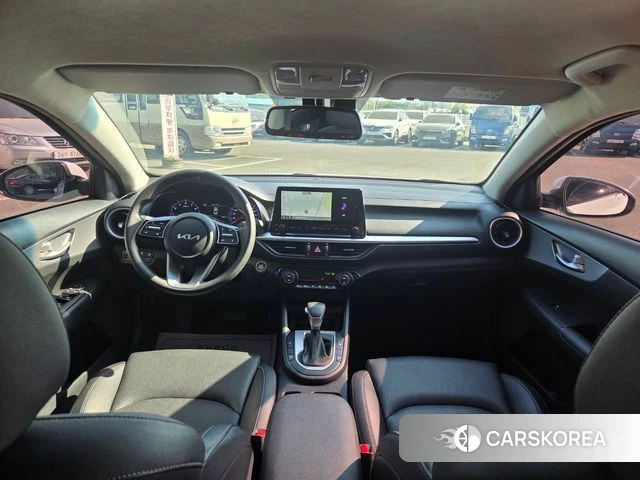 Kia The New K3 2nd generation 2022 Белый из Кореи, фото 4