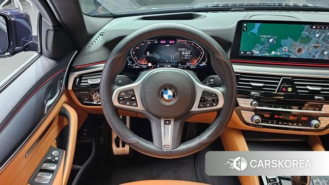 BMW 5 Series (G30) 2023 Черный из Кореи, фото 4