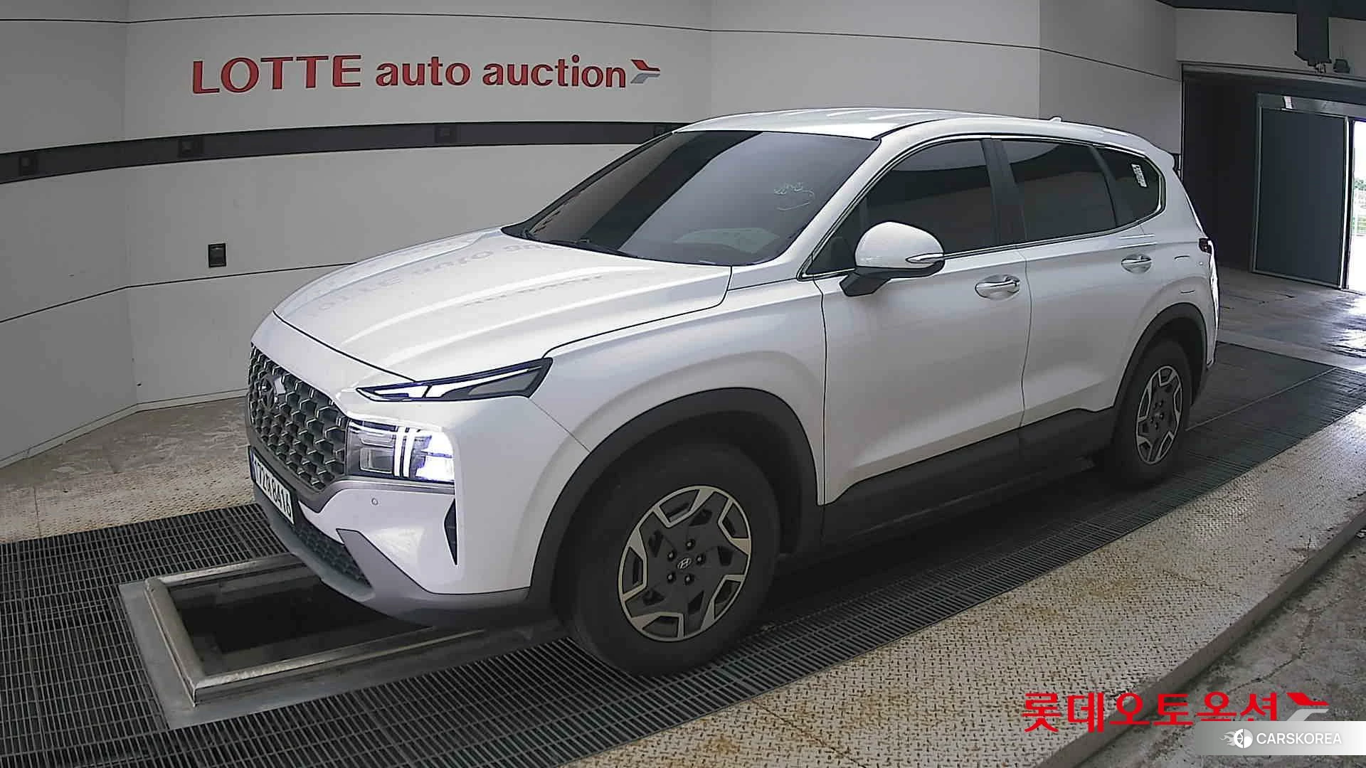 Hyundai Santa Fe Hybrid 2023 Creamy White Pearl (optional) из Кореи, фото 4