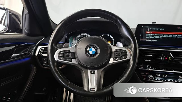 BMW 5 Series (G30) 2018 Черный из Кореи, фото 4