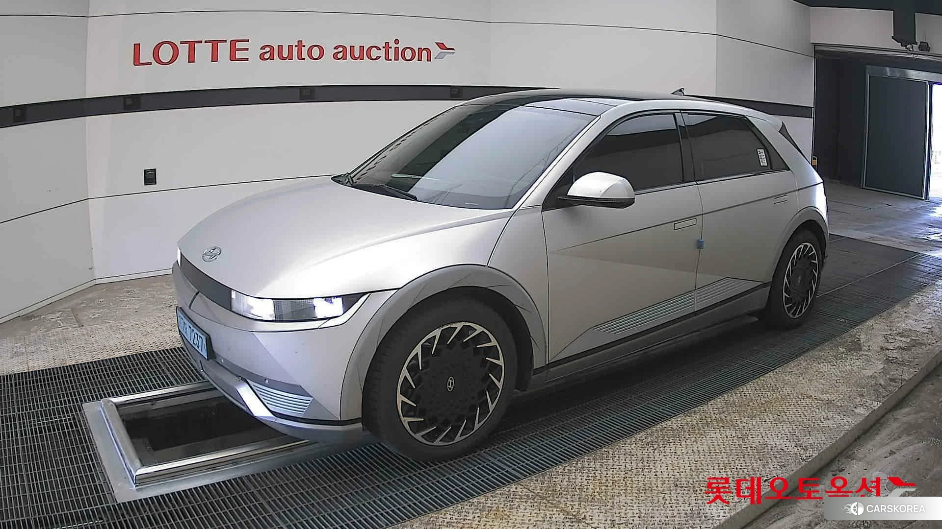 Hyundai IONIQ 5 2022 Gravity Gold Mat из Кореи, фото 4