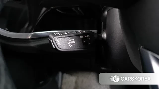 Audi Q3 (F3) 2022 Белый из Кореи, фото 4