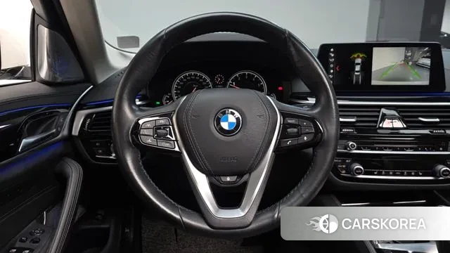 BMW 5 Series (G30) 2018 Белый из Кореи, фото 4