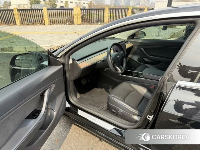 Tesla Model 3 (imported) 2019 Черный из Китая, фото 4