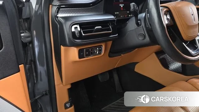 Lincoln Aviator 2nd generation 2021 Серый из Кореи, фото 4