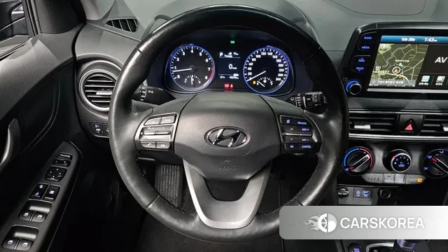 Hyundai Kona 2018 Серебристо-серый из Кореи, фото 4