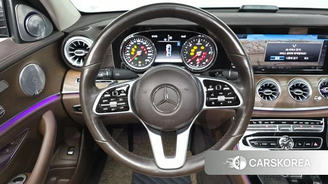 Mercedes-Benz E-Class W213 2019 Серый из Кореи, фото 4