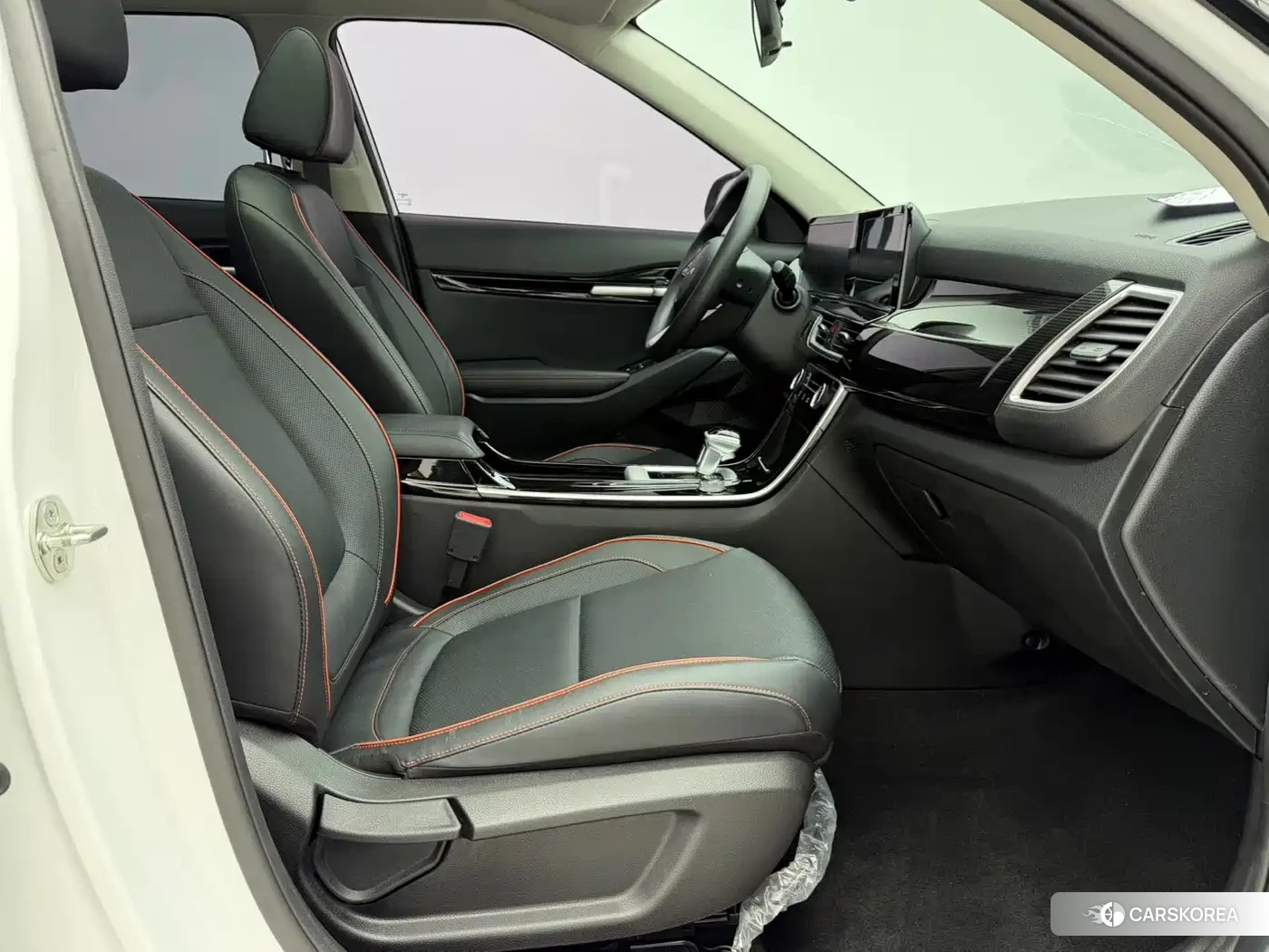 Kia Seltos 2023 Белый из Китая, фото 5