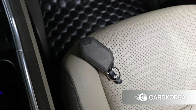 Kia The New Carnival 4th Generation 2024 Белый из Кореи, фото 4