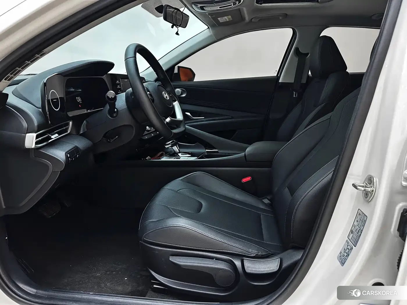 Hyundai Elantra 2024 Белый из Китая, фото 4