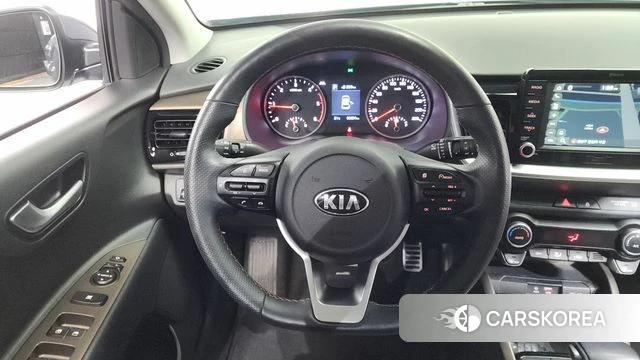Kia Stonic 2018 Синий из Кореи, фото 4